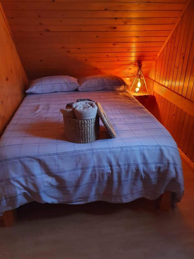 Cabana De Madera Especial Y Acogedora Cardenete 외부 사진